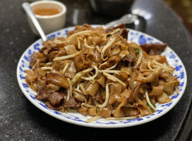 Mr. Fong Barbeque Noodles food