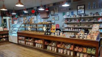 Hainesville General Store Bakery inside