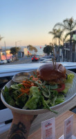 Simmzy's Manhattan Beach food