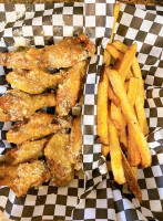 Roco's Hot Wings food