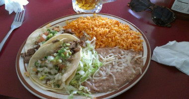 Isidro's Taco Shop food