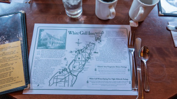 White Gull Inn food