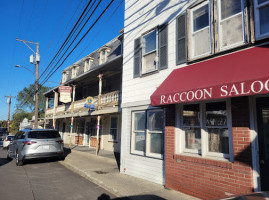 Raccoon Saloon outside