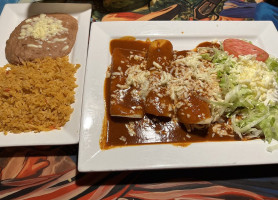 Los Tres Amigos West Jackson food