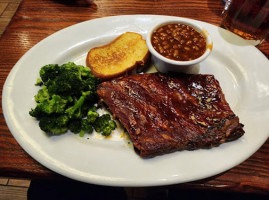 Smokey Bones Bbq Gril food