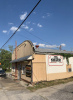 Peebles Wing Shack Camden outside