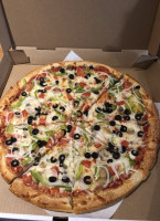 George's Pizza food