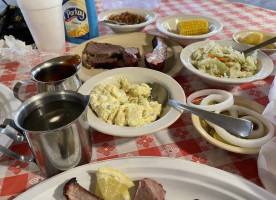 Cyclone Corral Pit Bbq Catering food