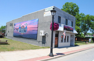 Hammers Pub And Grub outside