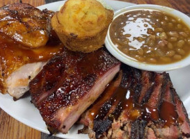 Red River Bbq And Grill food