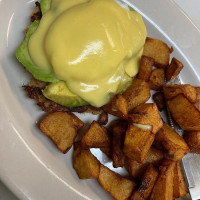 Eckart's Luncheonette outside