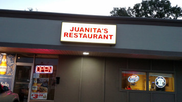 Juanita's outside