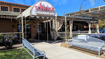 Aldo's Ristorante Bar outside