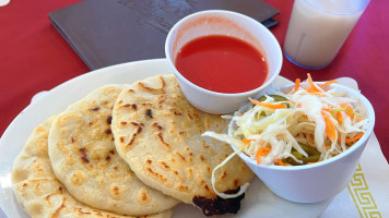 El Salvadoreño food