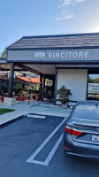 Vincitore Italian outside