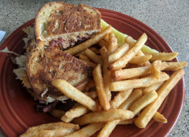 Reminisce Soda Fountain food