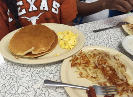 Boomarang Diner Chickasha outside