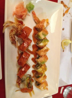 Tokai Sushi 4U food