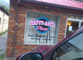 Happy Days Diner food