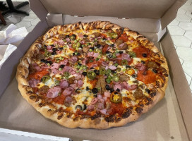 Matadors Pizzeria food