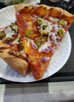 Matadors Pizzeria food