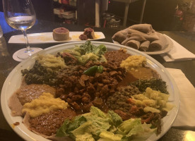 Yenat Guada Ethiopian Cuisine food