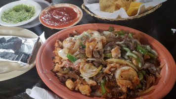 El Sombrero Mexican Grill food