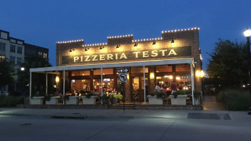 Pizzeria Testa inside