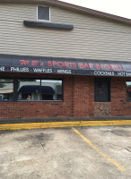 Wb's Sports Grill Llc outside