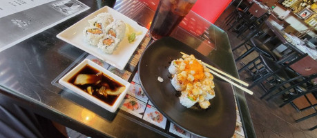 Fusion Sushi food