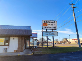 Sherwood Oaks Waffle Cafe outside