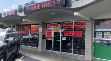 I Que Bbq inside