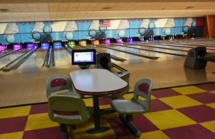 Pioneer Bowl inside