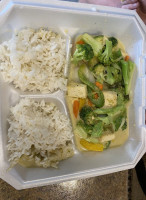 Thai Mini Café Llc food