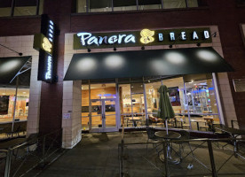 Panera Bread outside