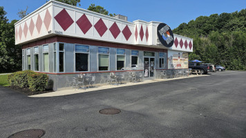 Decatur Diner outside