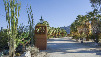 29 Palms Inn outside