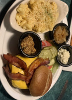 Miller's Grill food