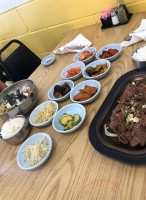 Kalbi House food