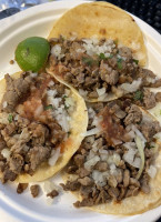 La Estrella Food Truck food