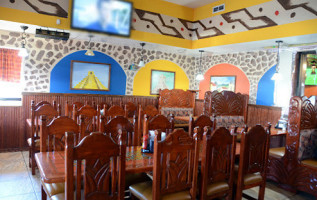 La Hacienda Azteca inside