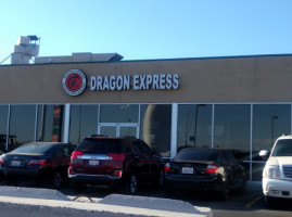 Dragon Express outside