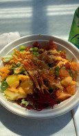 Mammoth Poke Bucktown food