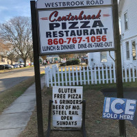 Centerbrook Pizza outside