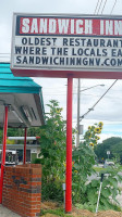 Sandwich Inn outside