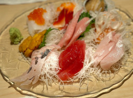 Yanagi Sushi food