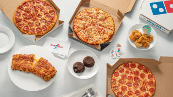 Domino's Pizza food