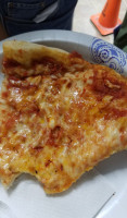 3 Brothers Pizza food