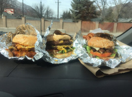 Vicco's Charcoalburger Drive-in outside