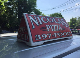 Nicola's Pizza outside